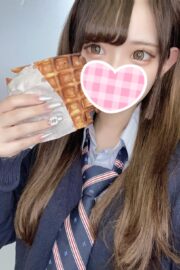 11/12体験入店初日ななみ（JK上がりたて18歳）