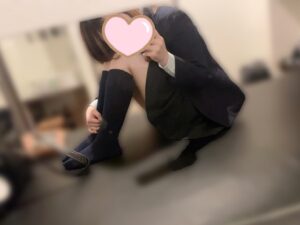{CAPTION}