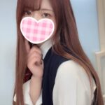 【体験入店速報】おっとり美人タイプのナチュラル美少女「もる」入店！