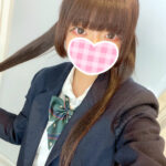 【新人紹介】業界完全未経験から体験入店してくれた18歳の美少女2人！