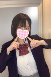 8/28体験入店初日ねむ（JK中退年齢18歳）