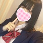 【体験入店速報】1ヶ月前に誕生日！JK中退年齢18歳で「りろ」ちゃん他2名入店