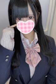 10/20体験入店初日ひな（JK中退年齢18歳）