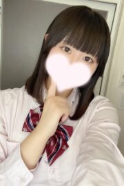 10/1体験入店初日にこり（JK中退年齢18歳）