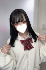 かお(JK上がりたて18歳)