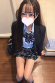 しおん（JK上がりたて18歳）