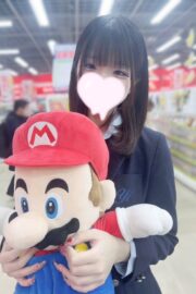 そよ（JK上がりたて18歳）