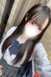 れみ（JK上がりたて18歳）
