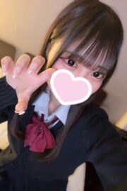 12/29体験入店初日まな（JK上がりたて18歳）