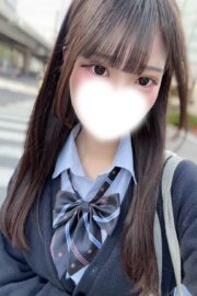 12/29体験入店初日まな（JK上がりたて18歳）