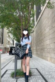 12/21体験入店初日らな（JK上がりたて18歳）