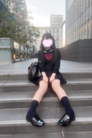 れみ（JK上がりたて18歳）