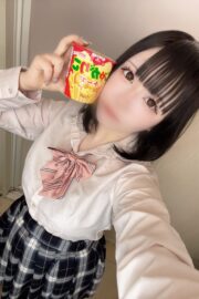 2/12体験入店初日うる（JK上がりたて18歳）