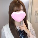 【体験入店速報】お誕生日当日になんと華々しくリフレデビュー!バツグンの美貌と性格の良さ!『すみれちゃん』入店です!