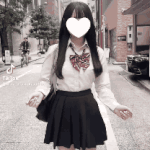 ももはちゃんの制服動画