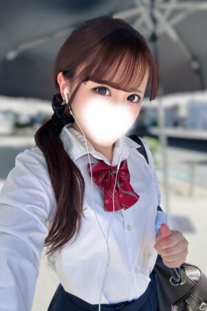かりん（JK上がりたて18歳）