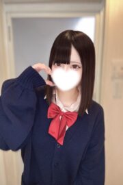いおり(JK中退年齢18歳)