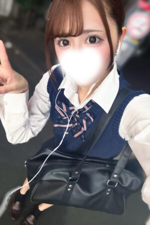 かりん（JK上がりたて18歳）
