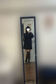 ねむ（JK中退年齢18歳）