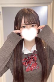 9/8体験入店初日みおり（JK中退年齢18歳）