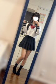 つき（JK上がりたて18歳）