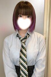 10/30体験入店初日予定みる（JK中退年齢18歳）