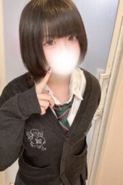 10/30体験入店初日予定みる(JK中退年齢18歳)