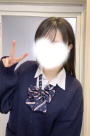 10/24体験入店初日るい（JK上がりたて18歳）