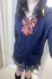 11/18体験入店初日みく(JK中退年齢18歳)