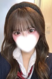 11/23体験入店初日予定みるる（JK中退年齢18歳）