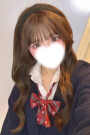 11/23体験入店初日予定みるる（JK中退年齢18歳）