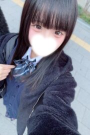 こはく(JK上がりたて18歳)