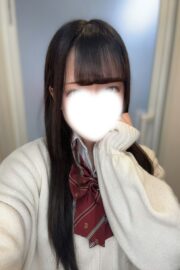 12/17体験入店初日もも（JK上がりたて18歳）