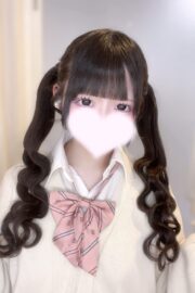 12/10体験入店初日るる(JK中退年齢18歳)