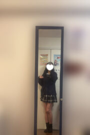 12/26体験入店初日れな(JK上がりたて18歳)