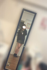 1/15体験入店初日みき（JK上がりたて18歳）