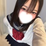 【体験入店速報C子】モテオーラMAXで超美形な高3世代の清楚系18歳「なつ」ちゃん🔰