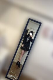 2/19体験入店初日みなと（JK中退年齢18歳）