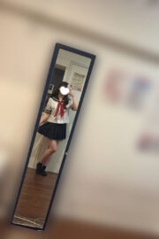 3/19体験入店初日あんず（JK上がりたて18歳）