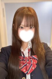 2008年生まれ・3/21体験入店初日りず(JK中退年齢18歳)