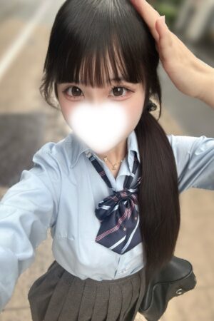 2008年生まれ・4/22体験入店初日れあ（JK中退年齢18歳）