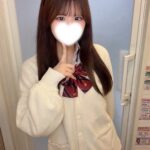 【体験入店速報🔰】親しみやすさ満点の正統派18歳「みな」ちゃん!
