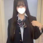 【体験入店速報🔰】年に一度の超逸材で高3世代の18歳「りさ」ちゃんが体験入店！