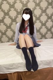 2008年生まれ・7/18体験入店初日予定りん（JK上がりたて18歳）