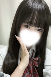 2008年生まれ・8/20体験入店初日ここあ（JK中退年齢18歳）