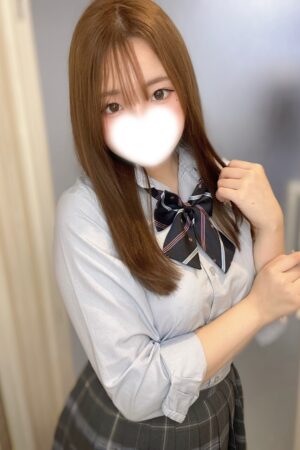 8/11体験入店初日予定こはる（JK上がりたて18歳）
