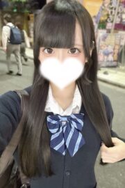 8/21体験入店初日予定るるな(JK中退年齢18歳)
