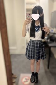 8/21体験入店初日予定るるな(JK中退年齢18歳)