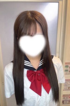 10/12体験入店初日なる（JK上がりたて18歳）
